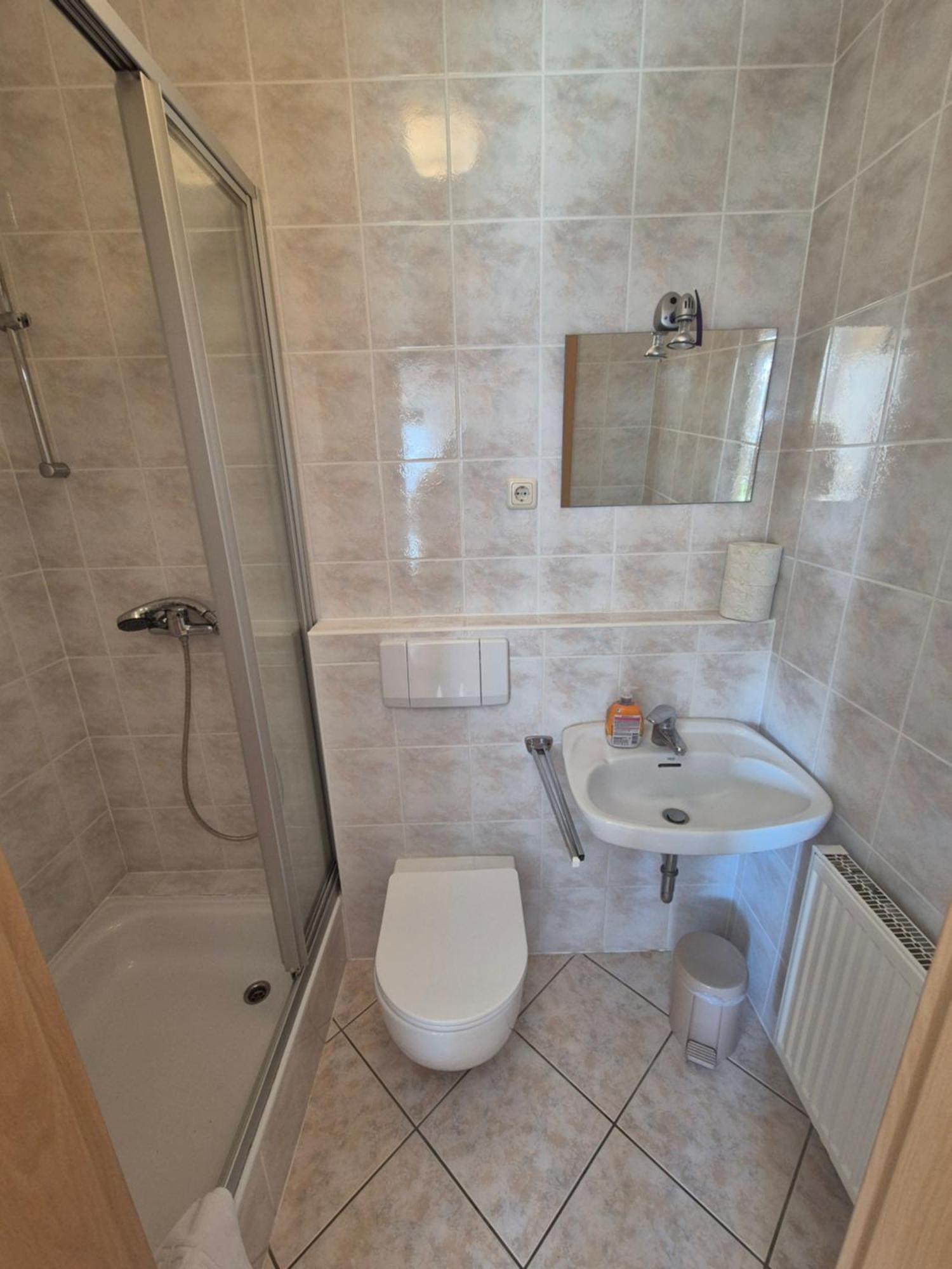 Apartments And Rooms Mamic Dugi Rat Exterior foto