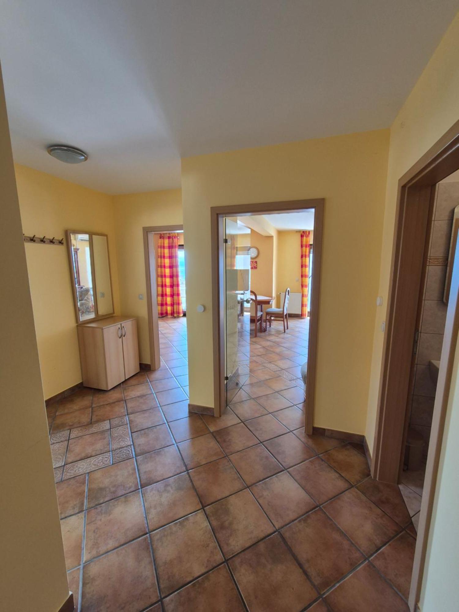 Apartments And Rooms Mamic Dugi Rat Exterior foto